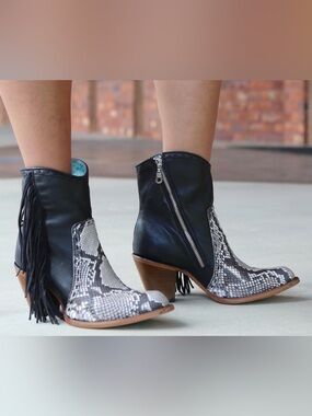 Corral Women's Natural Python Fringe Ankle Boots